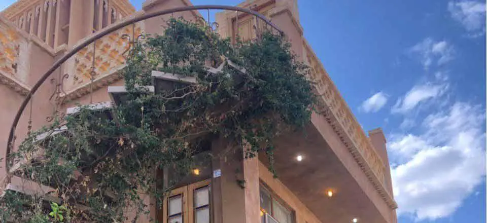 اقامتگاه بوم گردی حاج زینل در تفت
