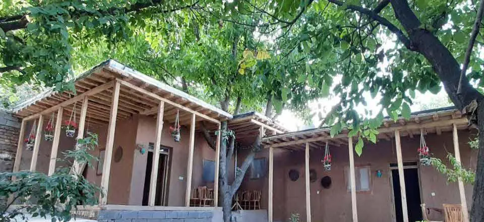 اقامتگاه بوم گردی کدخدا در الموت