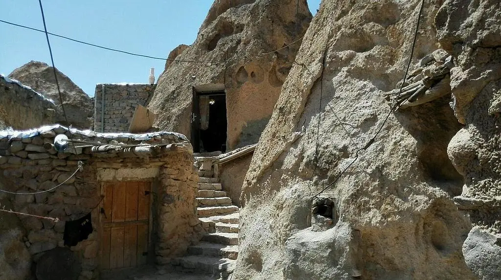 اجاره سوئیت صخره ای در کندوان