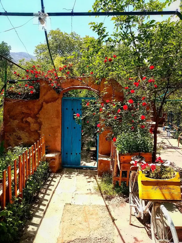 اجاره اقامتگاه بوم گردی آنیل جلفا