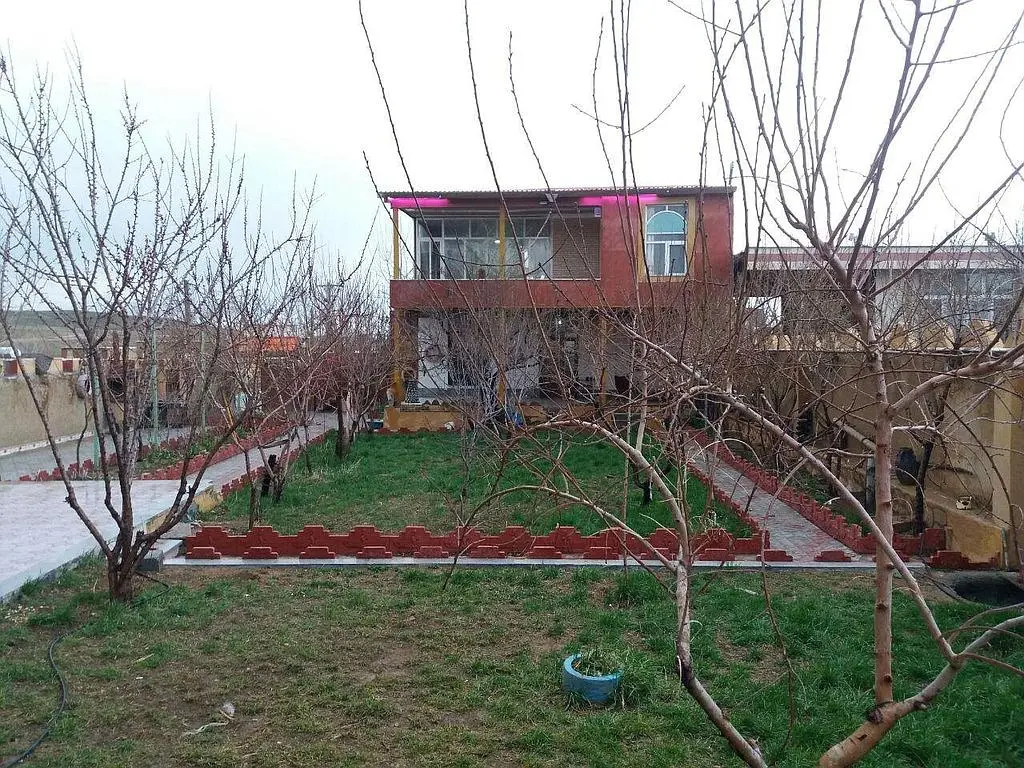 اقامتگاه سنتی موحدی در فریدون شهر