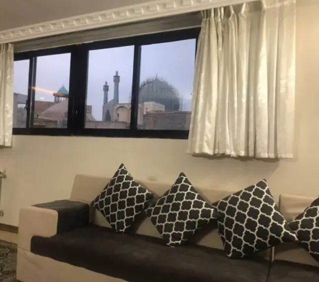 آپارتمان نقش جهان(همکف)
