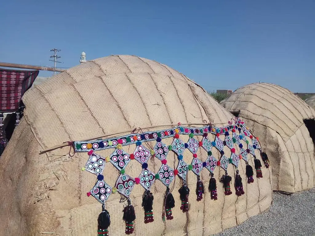 اقامتگاه بوم گردی دزک سراوان
