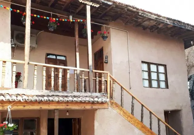 بوم گردی سنگسری در بندر گز