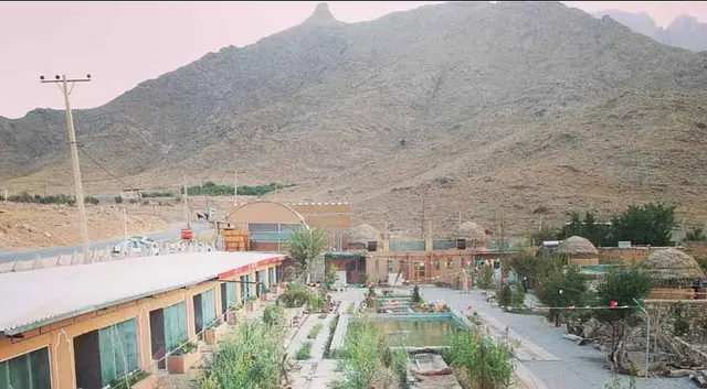 مجتمع اقامتی باغ طبیعت شیرکوه در تفت