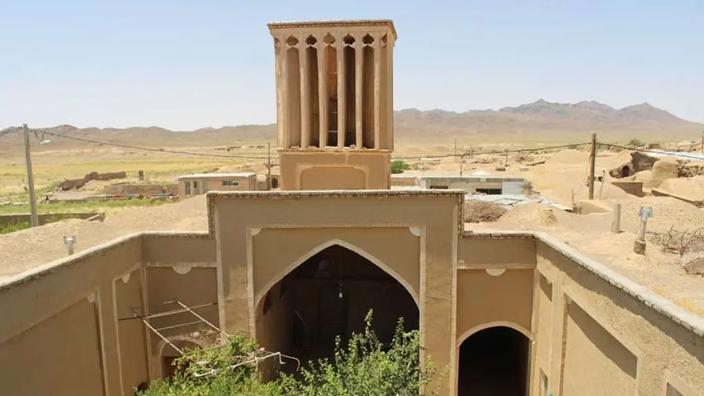 اقامتگاه بوم گردی کیمیایی در بجستان