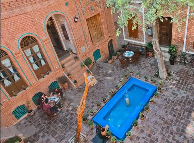 هتل سنتی پهلوان رزاز در تهران