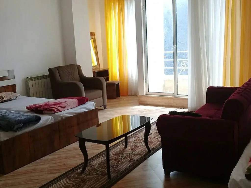 آپارتمان در مشگین شهر (سه تخته)