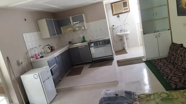 سوئیت نقلی در بندر لنگه