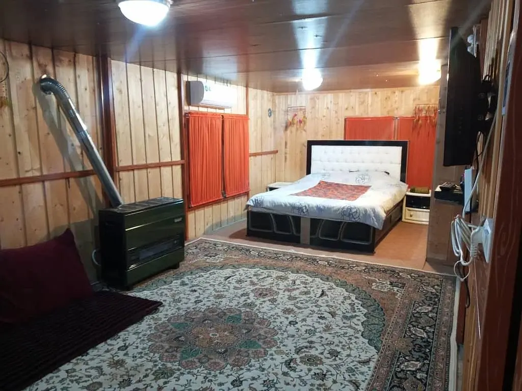 اقامتگاه بومگردی عموقدرت در مینودشت