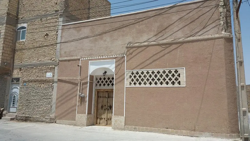 سوئیت سنتی بهاری ورزنه