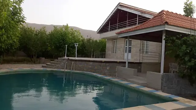 ویلا استخردار روباز در ملوسجان بیضا