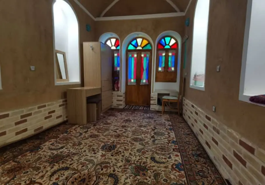 رزرو روزانه اتاق در خور و بیابانک 