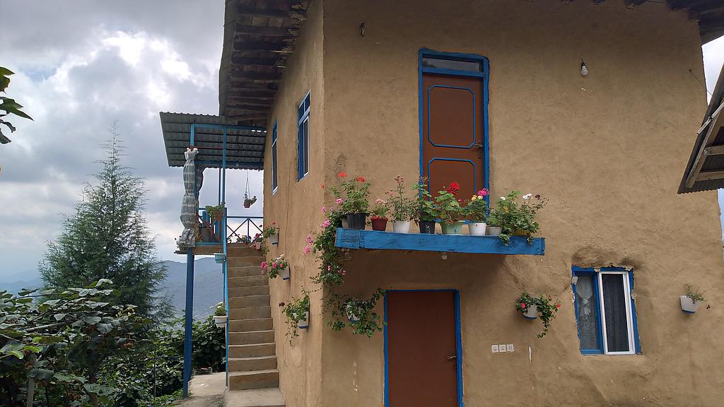 خانه سنتی  بومگردی کلاک