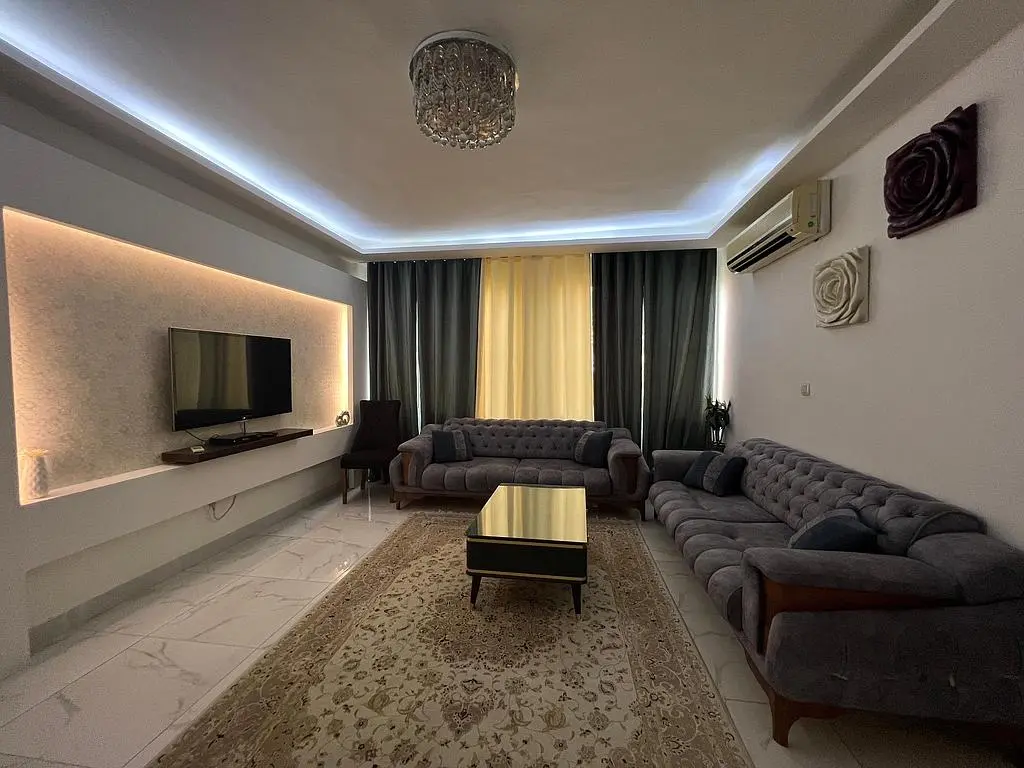 آپارتمان دو خواب شیک تمیز کیش