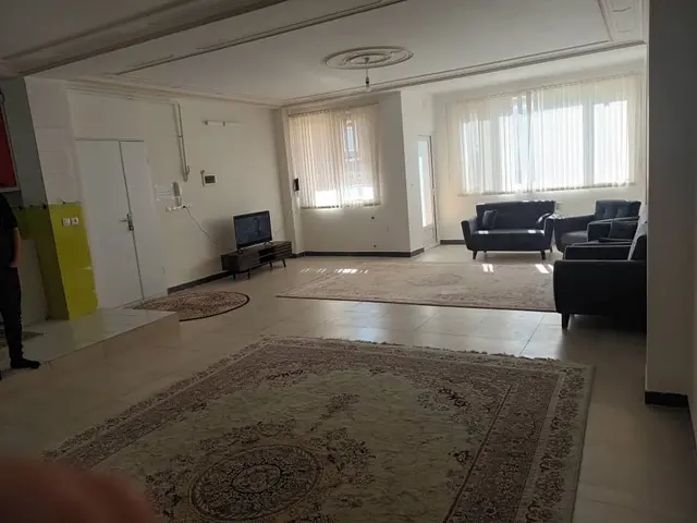 سوئیت دو خواب در زنجان