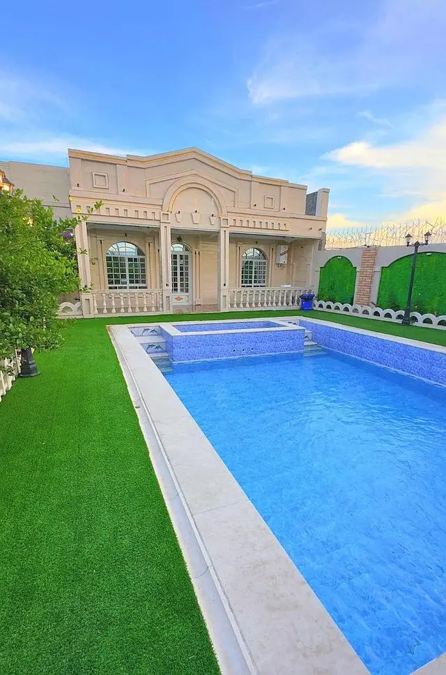 اجاره روزانه عمارت استخردار در دزفول