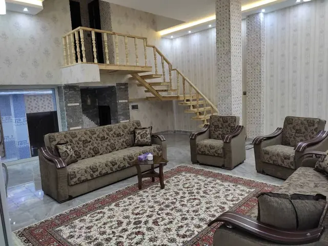 ویلا سه خواب استخردار  گردنه حیران
