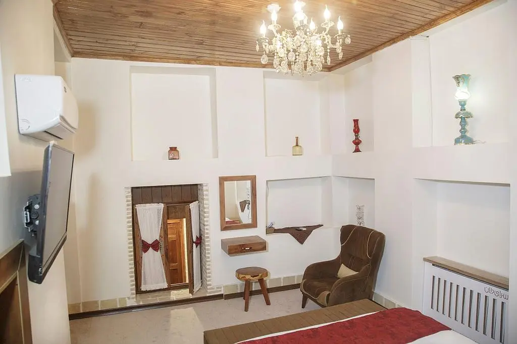 اتاق گوشواره هتل سرای خان
