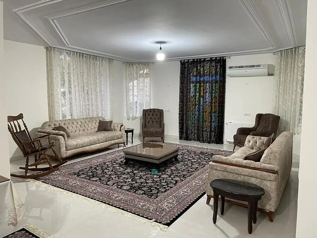 باغ ویلای گلشاد در میدان نماز