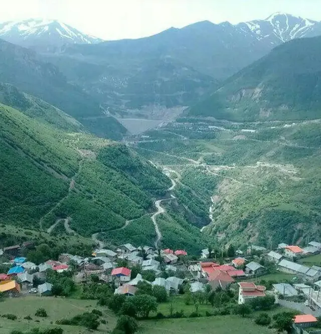 خانه بومی کوهستانی در مرزن آباد 