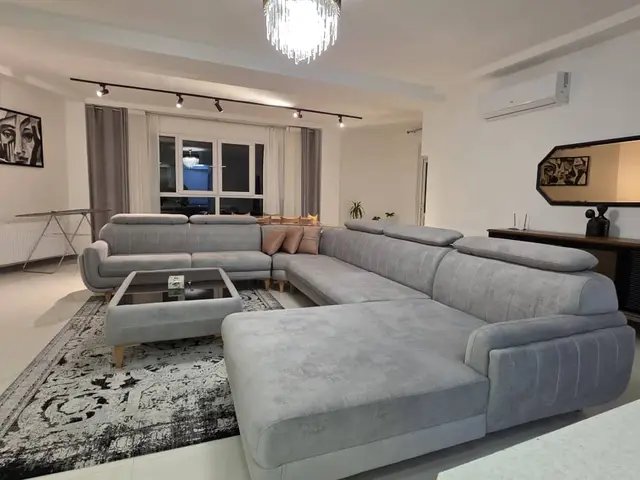 آپارتمان سوپر لاکچری جکوزی دار