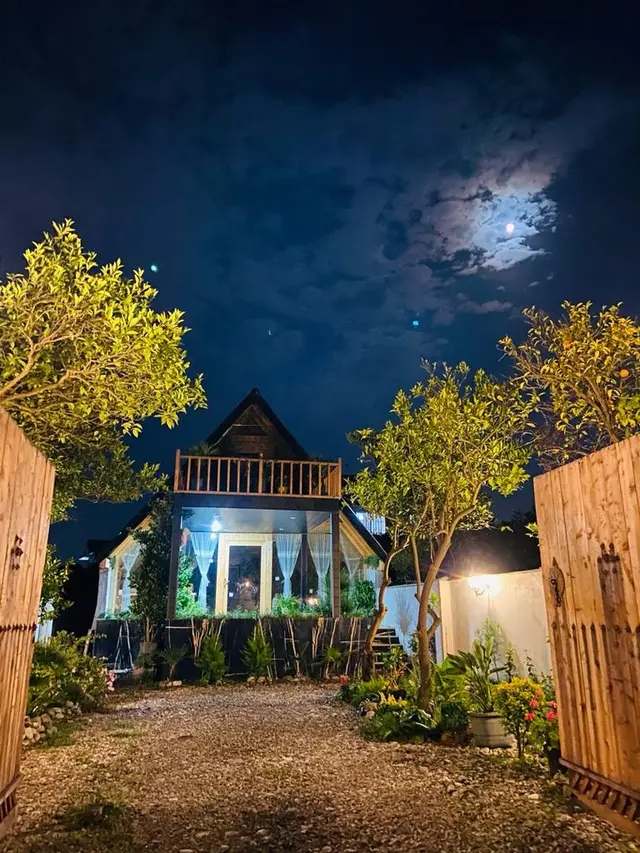 کلبه سوئیسی جکوزی دار زنبق