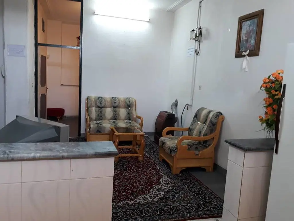 اجاره منزل یک خواب((هم کف)) در شیراز