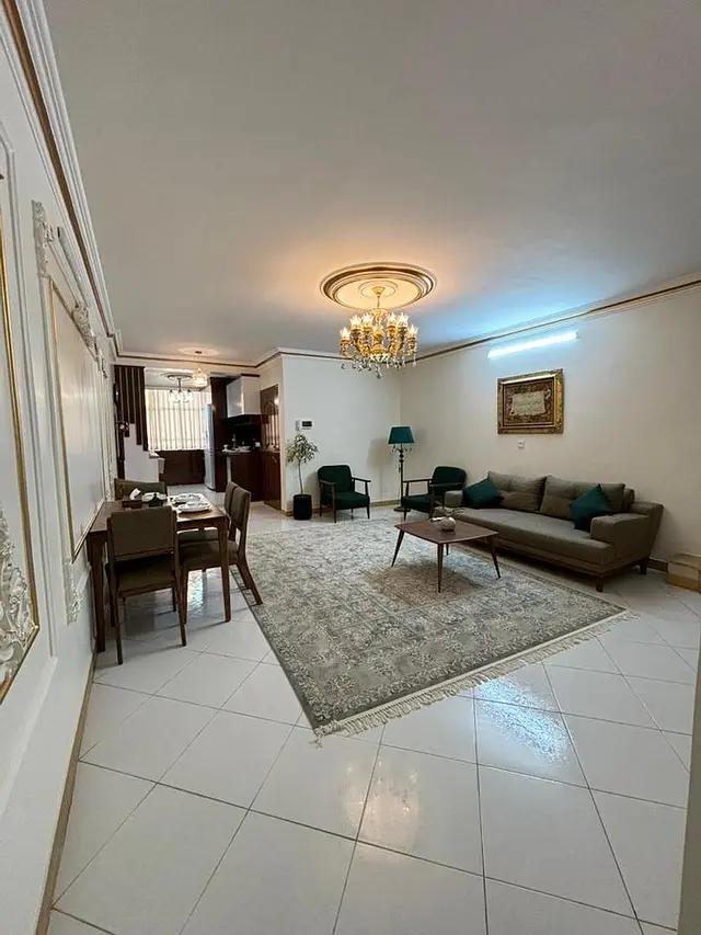 آپارتمان دو خوابه طبقه اول