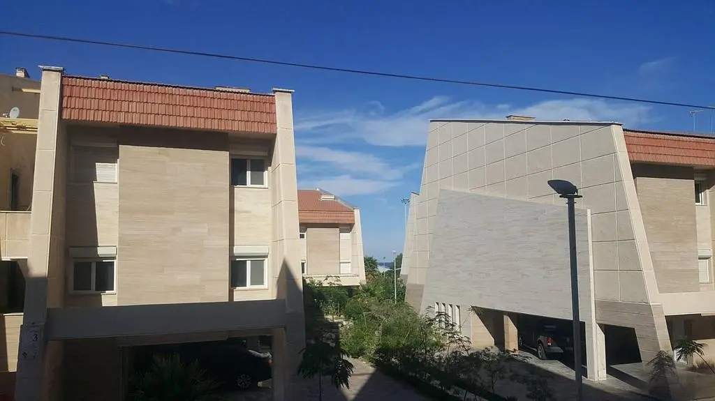 آپارتمان دو خواب ساحلی رویای کیش