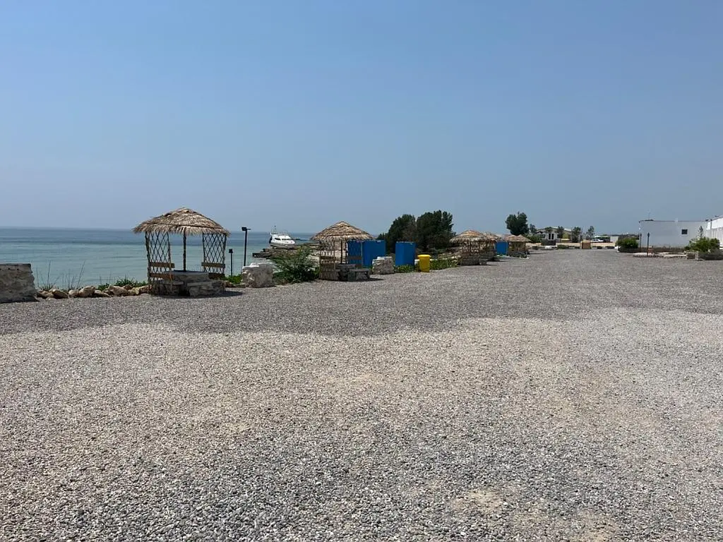 هتل ساحلی باغ ایران زمین قشم