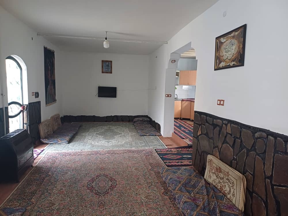 خانه باغ دو خوابه