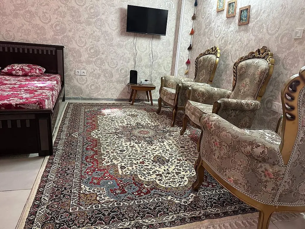 سوییت دربست تکخواب در سبزه میدان رشت