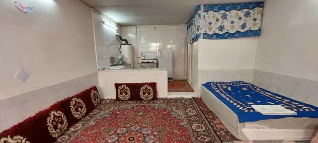 منزل دربست نزدیک مقبره خیام
