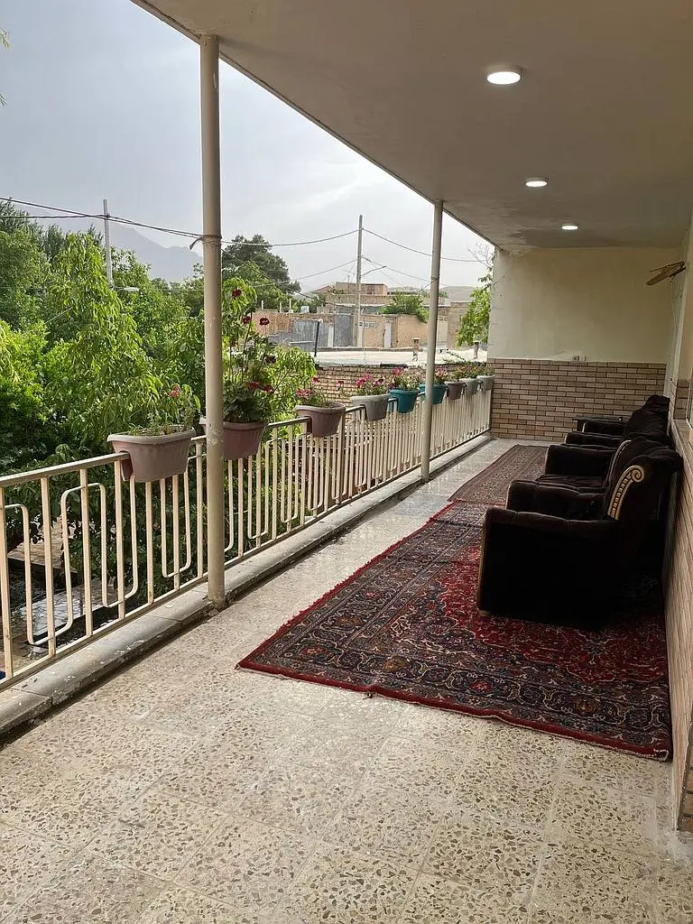 ویلای روستایی با استخرآبسرد باغ بادران 